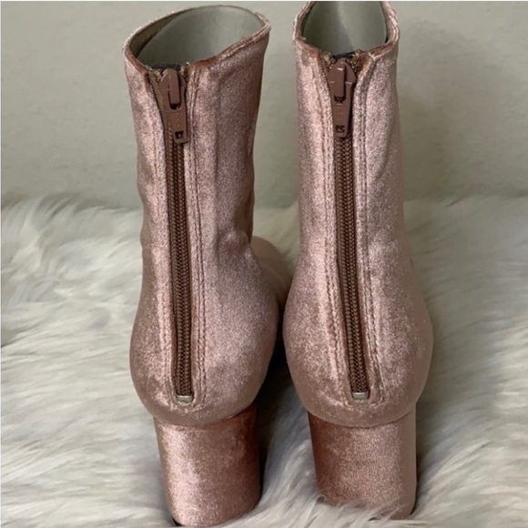 Free People Velvet Cecile Bootie Size 37 Rose Boots Pink Block Heel Velour New - Picture 4 of 10